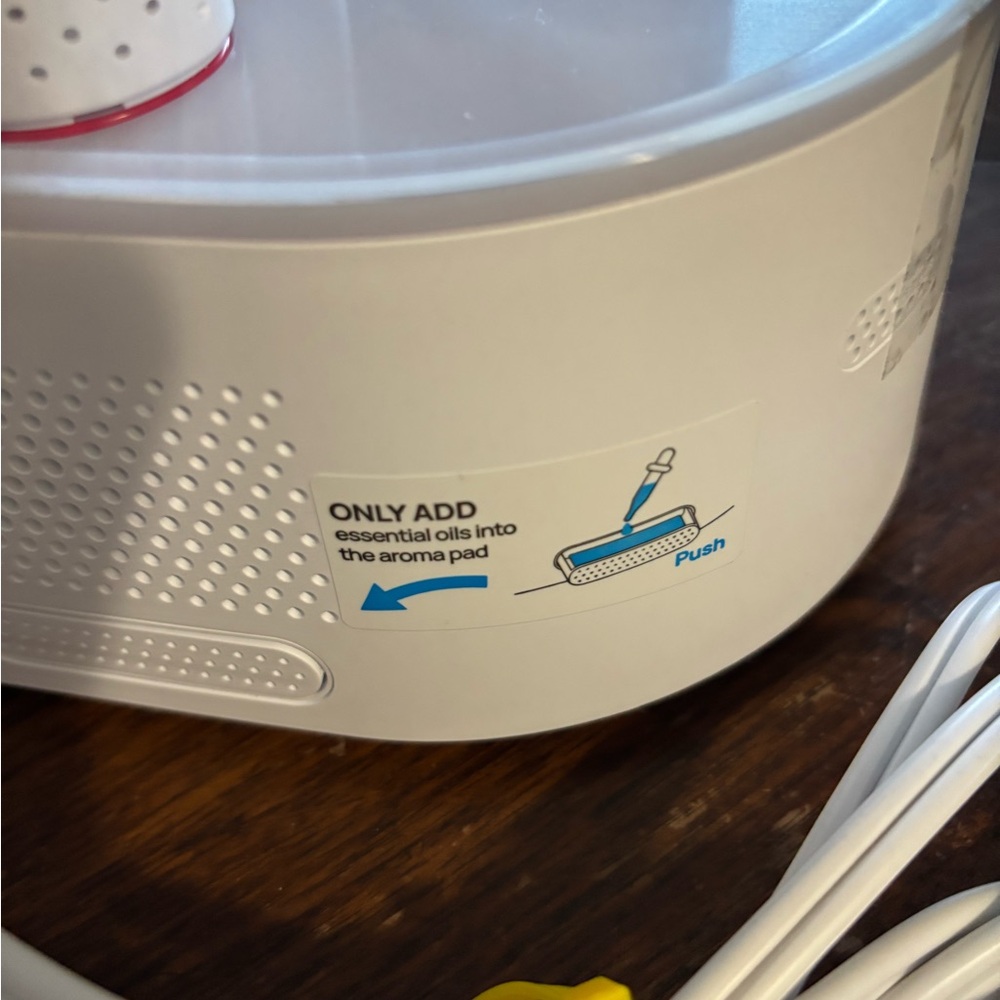 White Humidifier - Picture 4 of 9